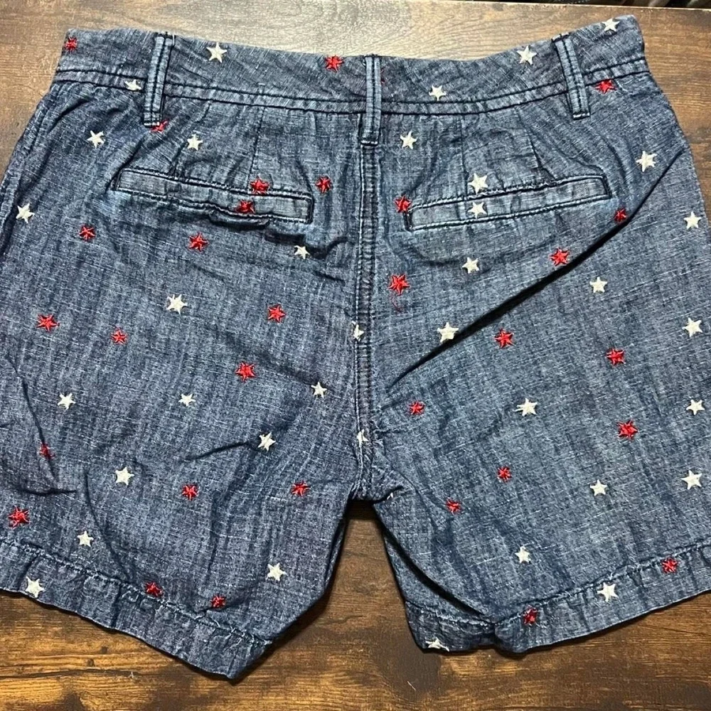 Talbots relaxed fit denim shorts with white and red star embroidery 308.5